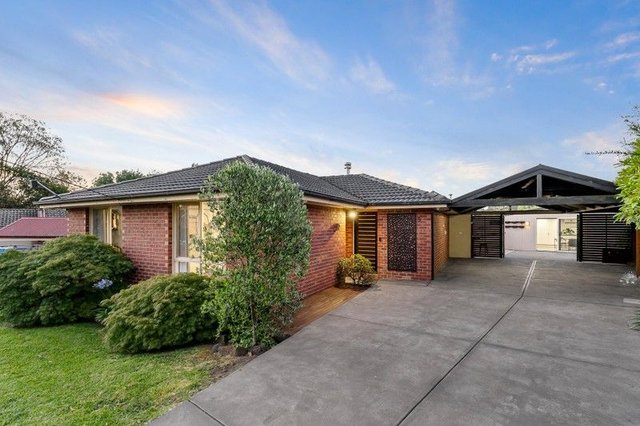 3 Hawkshead  Court, VIC 3136