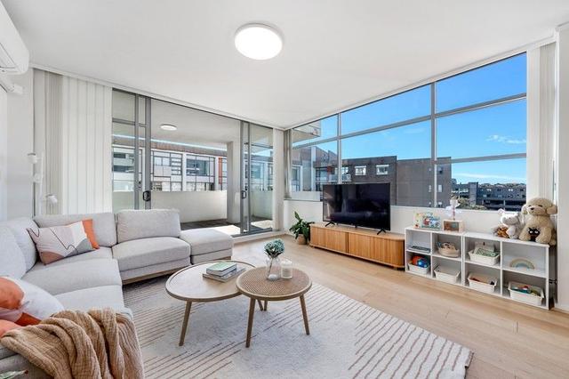 607/1 Bruce Bennetts  Place, NSW 2035