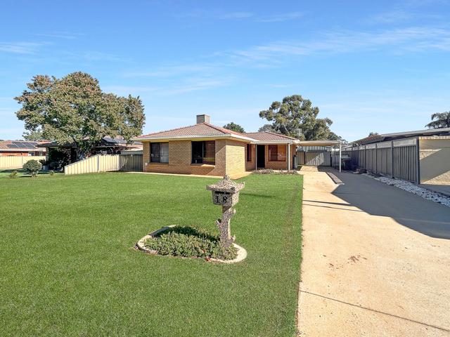 18 Bonner Crescent, NSW 2830