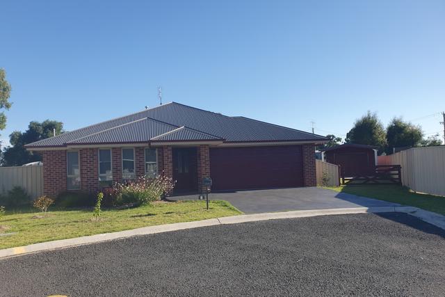 4 Gurney Place, NSW 2586