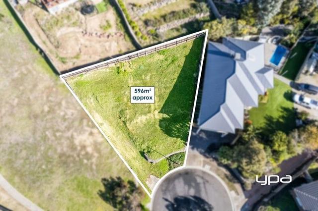 13 Saltash Court, VIC 3429