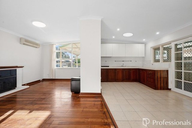 16 Wavel Avenue, WA 6148