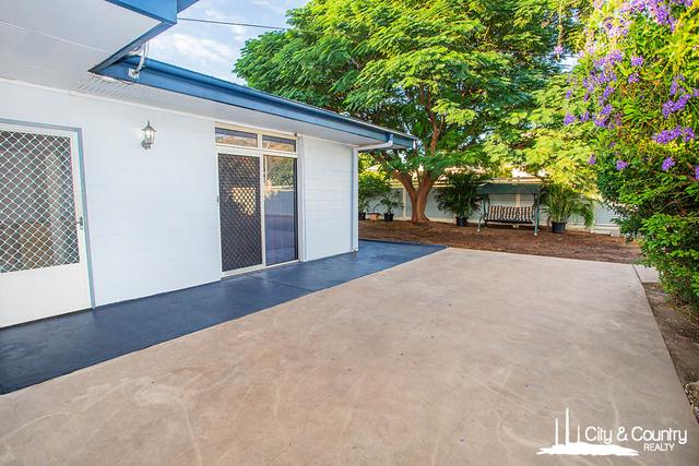 9 Rosella Avenue, QLD 4825
