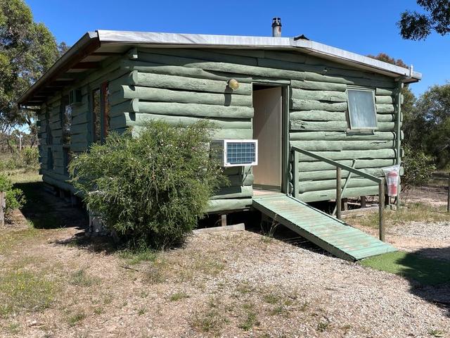 221 Flat Rock Road, VIC 3401
