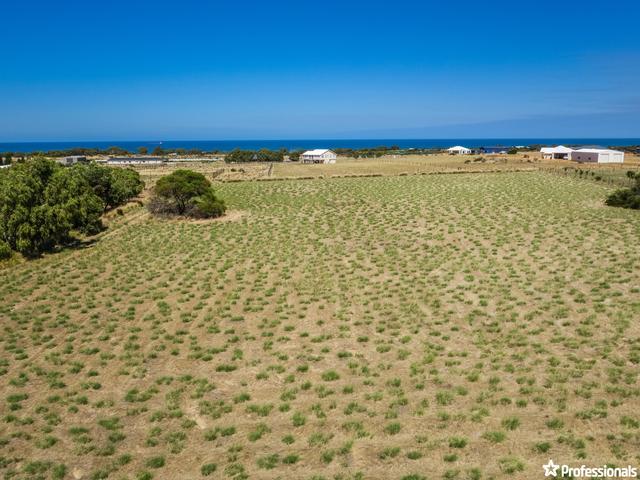 198 Wittenoom Circle, WA 6532