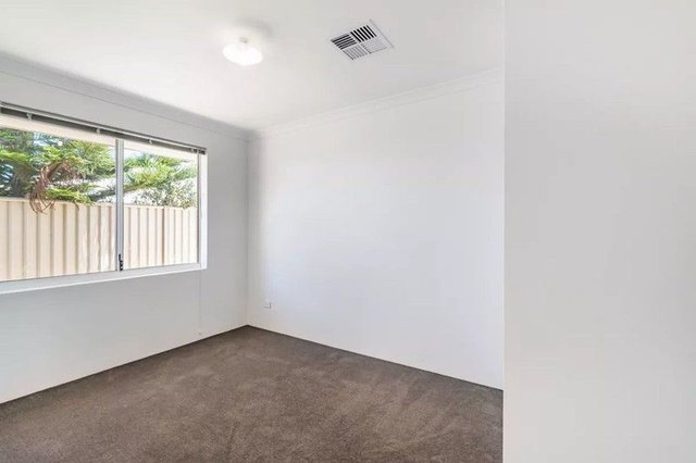 3 Pantropical Lp, WA 6038