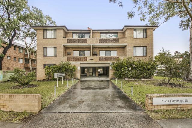 10/12 Cambridge St, NSW 2160
