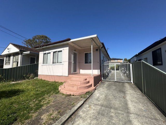 90 Farnell Street, NSW 2160