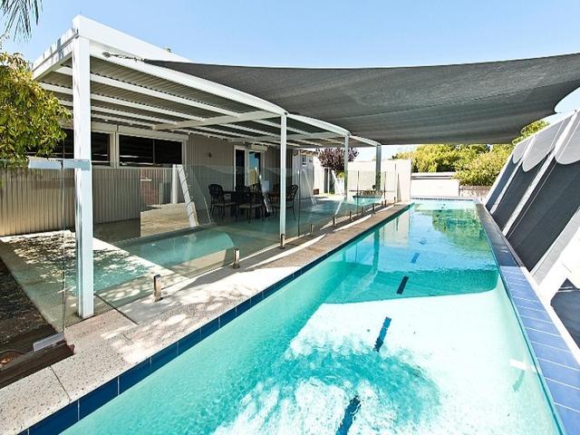 17 Stone Street, WA 6112
