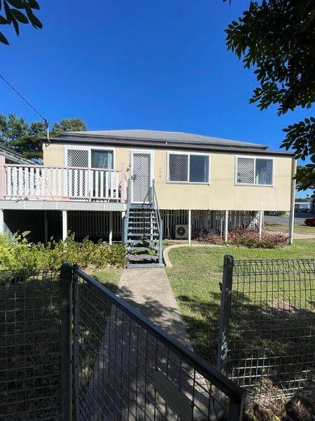 208 West Street, QLD 4700