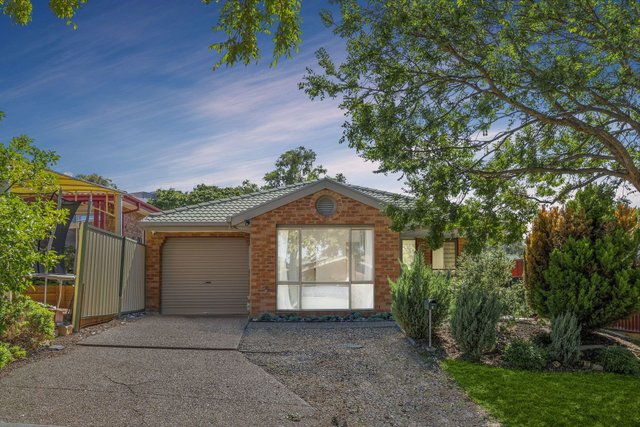 4 Gunyan Place, ACT 2913