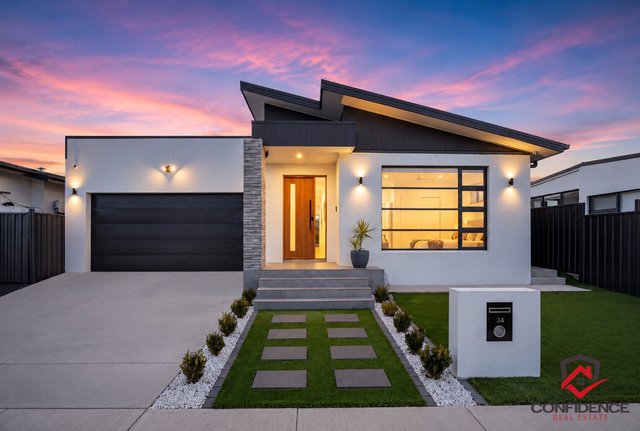 34 Pat Lovell Crescent, ACT 2611