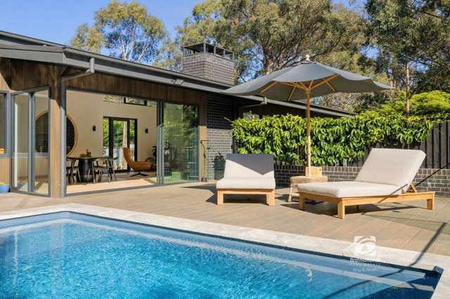 8A Bayview Court, VIC 3904