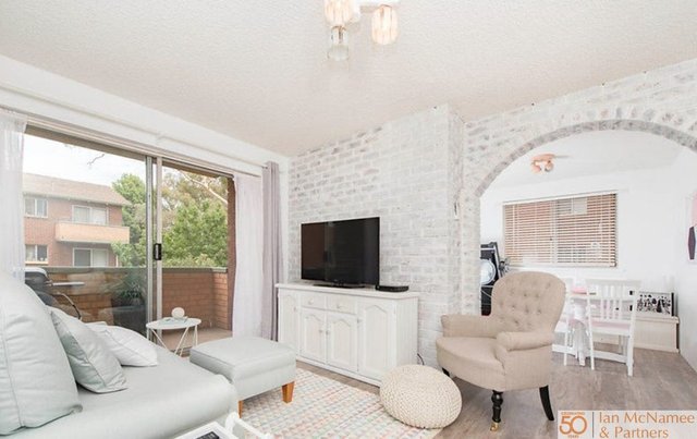 7/4 Mowatt Street, NSW 2620