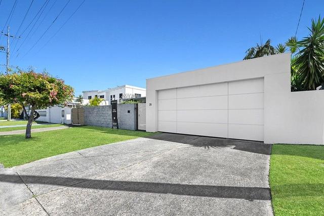 25 Sunshine Boulevard, QLD 4218
