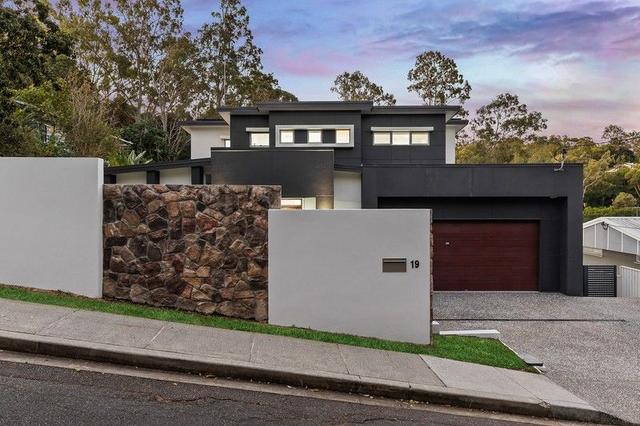 19 Blackstone Street, QLD 4068