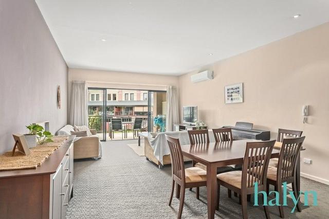 17/1 Roydhouse Street, WA 6008