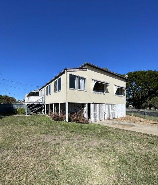208 West Street, QLD 4700