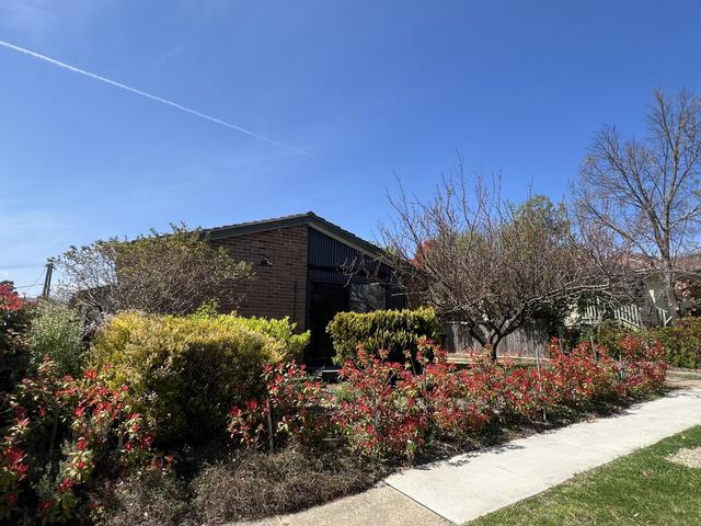 114 Hopetoun Circuit, ACT 2600