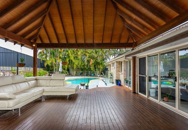 1 Dulhunty Way, QLD 4213