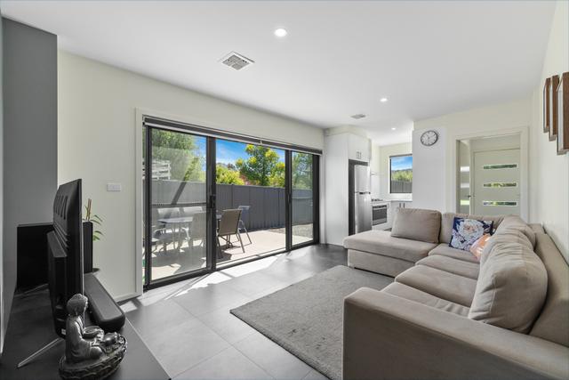 1/4 Powell Street, NSW 2620