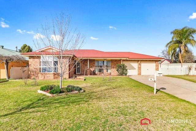 29 Woomera Place, NSW 2650