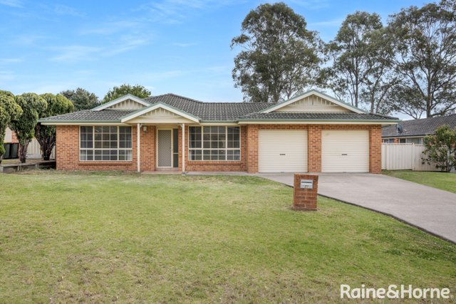 27 Rayleigh Drive, NSW 2540