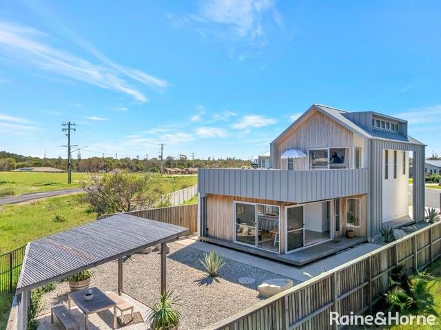 7B Dunes Court, NSW 2464