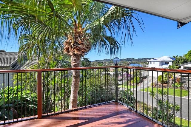 19 Swanbourne Way, QLD 4221