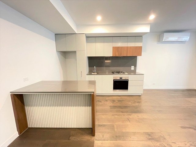 312/51-59 Thistlethwaite Street, VIC 3205