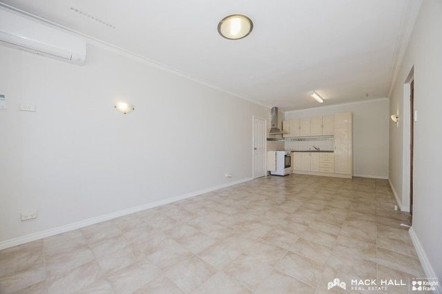 1A Ives Street, WA 6163
