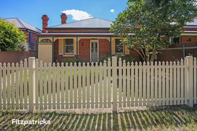12 Thorne Street, NSW 2650
