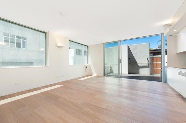 14/85 Bourke  Street, NSW 2011