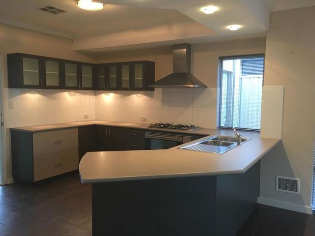 142A Planet Street, WA 6101