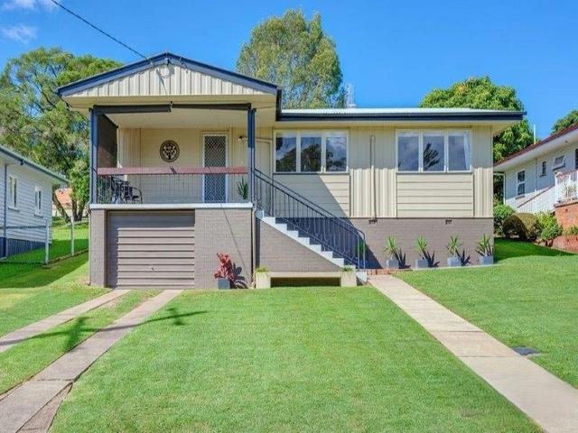 5 Pollock Street, QLD 4570