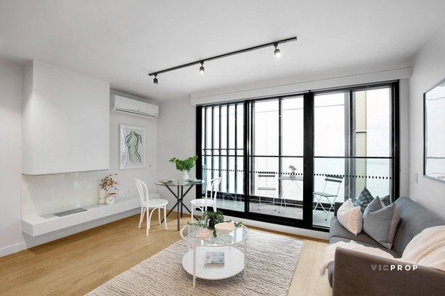 1907/2 Claremont Street, VIC 3141