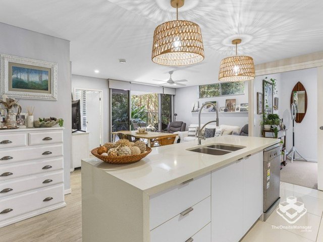 ID:21185345/33 Lakefront Crescent, QLD 4227