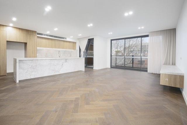 202/393 Rathdowne Street, VIC 3053
