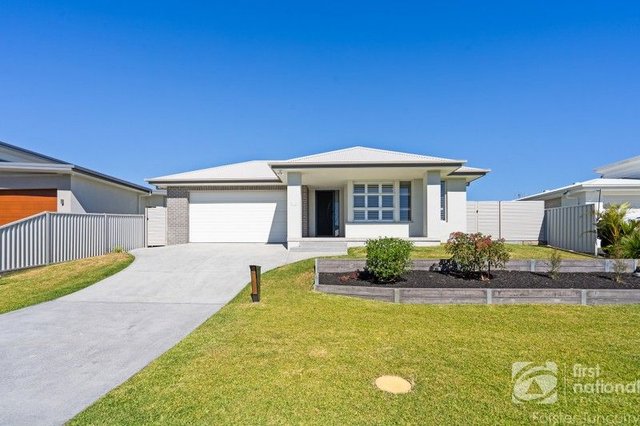 25 Shores Crescent, NSW 2430
