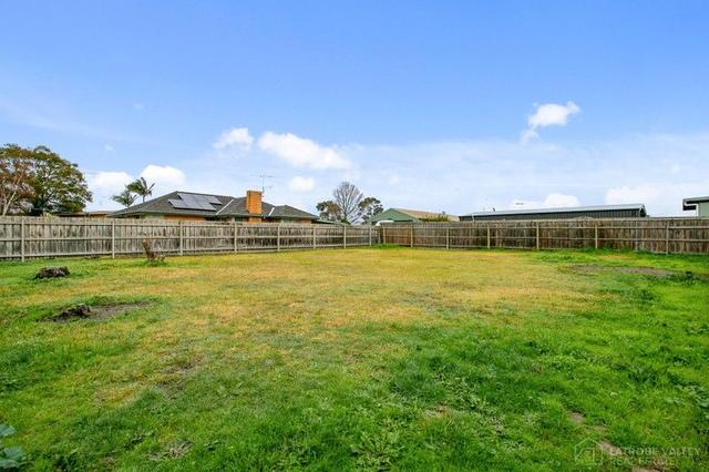 9 Malnham  Crescent, VIC 3825