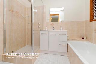 Bathroom (2014-01-08)