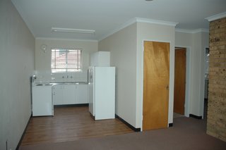Kitchen and Lounge area