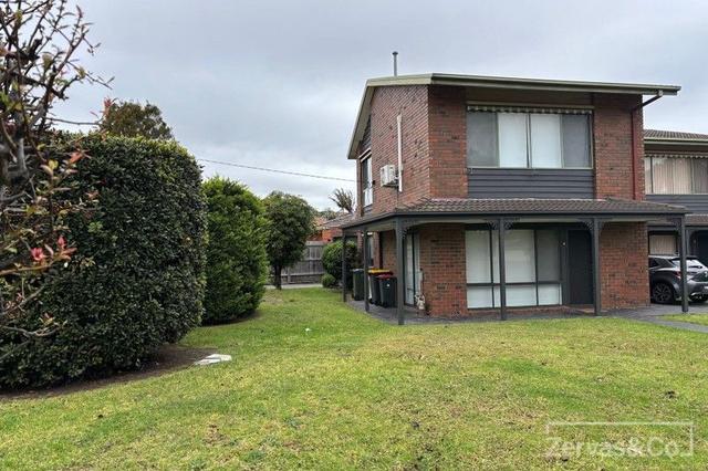 1/2 Seascape Street, VIC 3168