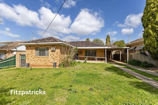 65 White Avenue, NSW 2650