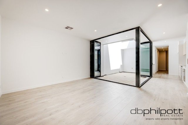 8 Cadence Place, SA 5007