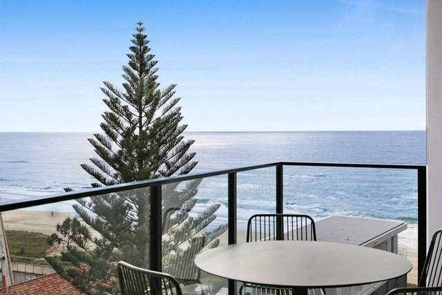 803/3 Twenty Third Avenue, QLD 4221