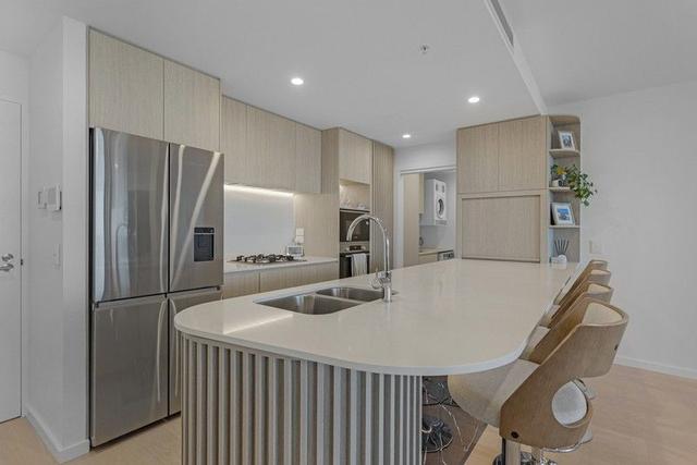 1106/180 Marine Parade, QLD 4215