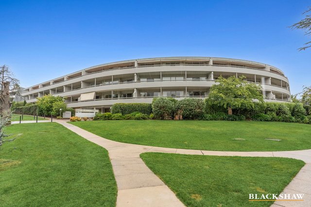 1C/2 Currie Crescent, ACT 2603