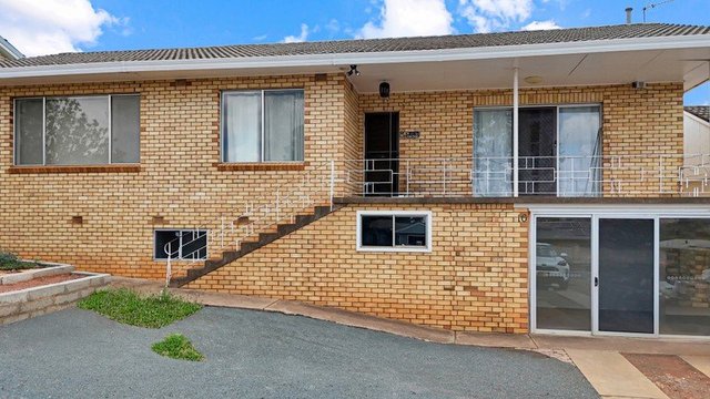 16 Evans  Parade, NSW 2870