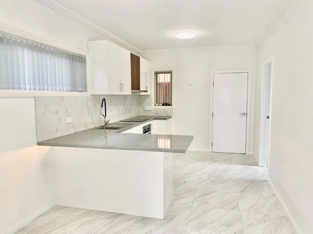 b Polding Street, NSW 2164